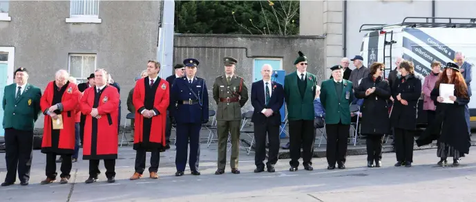  ??  ?? The annual Drogheda Remembranc­e Day ceremony at Mary Street.