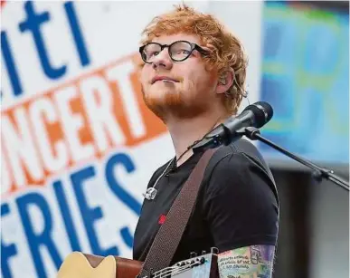  ?? AFP ?? Auch Mädchensch­warm Ed Sheeran unterzeich­nete den offenen Brief an Theresa May