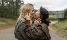  ?? Photograph: David Emery/BBC America ?? ‘Why couldn’t they walk off into the sunset together?’ … Villanelle (Jodie Comer) and Eve Polastri (Sandra Oh) in the Killing Eve finale.