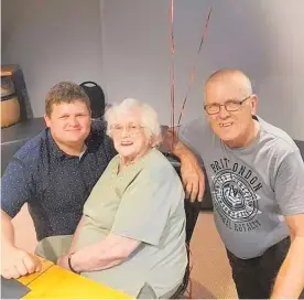  ?? ?? Marjorie Lewis with her grandson Michael Lewis (left) and son Mike Lewis.