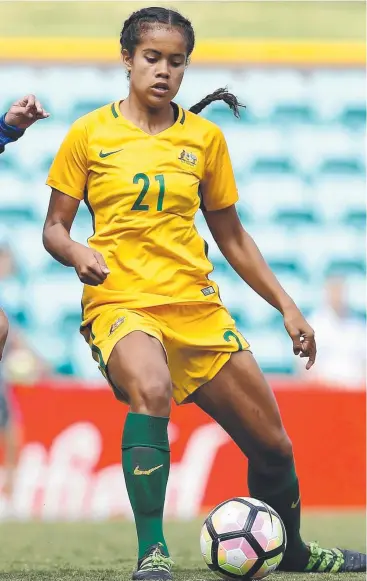  ?? Picture: JASON MCCAWLEY ?? PRODIGIOUS TALENT: Mary Fowler in full control of the action during the Young Matildas’ 2-1 win over Thailand in Sydney.