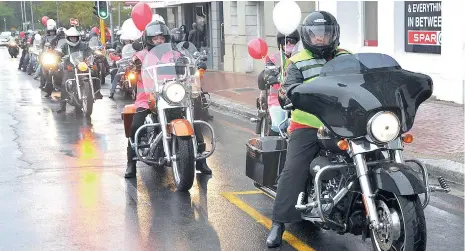  ?? PICTURE: DAVE ABRAHAMS ?? SISTERHOOD: More than two dozen female bikers rode from Cape Town to Langebaan to celebrate the ninth annual Internatio­nal Female Ride Day on Saturday.