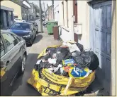  ?? (Photo: Katie Glavin) ?? The bag which is a ‘major health hazard’ on Newmarket Street.