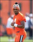  ?? TIM PHILLIS — FOR THE NEWS-HERALD ?? Deshaun Watson takes part in Browns organized team activities June 1 in Berea.