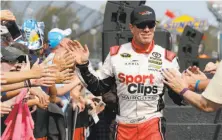  ?? Steve Helber / Associated Press 2016 ?? It’s not clear whether Carl Edwards’ final race came in November when he nearly won a Cup championsh­ip.