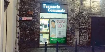  ??  ?? Farmacia di via Garibaldi La concession­e durerà fino al 31 dicembre del 2018, ma potrà essere prorogata dal Comune