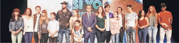  ??  ?? ► El elenco de la nueva ficción vespertina Si yo fuera rico.