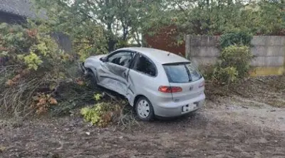 Auto ramt bushokje in Gutschoven - PressReader