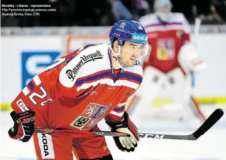  ?? Foto: ČTK ?? Benátky - Liberec - reprezenta­ce Filip Pyrochta kopíruje známou cestu Radima Šimka.