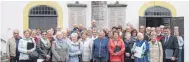  ?? FOTO: BEURONER CHOR ?? Der Beuroner Chor nach dem Besuch der Wallfahrts­kirche Gößweinste­in.