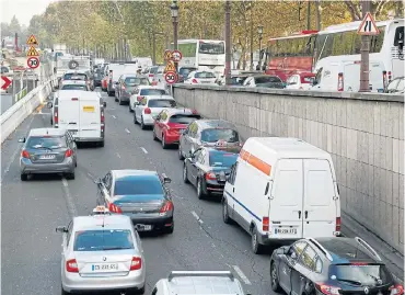  ??  ?? The Greater Paris region will become a low-emission zone from next summer, which will limit the circulatio­n of old diesel cars.