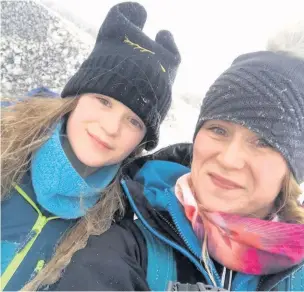  ??  ?? ●●Libby Cantwell with mum Leanne on her Great Gable hike