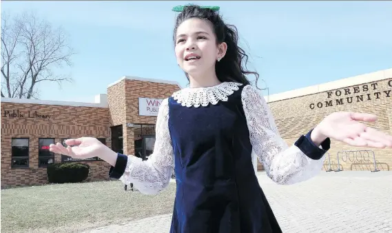  ?? PHOTOS: NICK BRANCACCIO ?? Grade 6 student Elizabeth Evon earned top marks in the Speakers Idol contest for her speech on using the power of the internet to spread love and kindness.