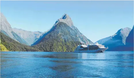  ?? FOTOS: ULRICH MENDELIN ?? Das postkarten­taugliche Neuseeland: Der Milford Sound gilt als eines der beliebtest­en Reiseziele in Neuseeland.