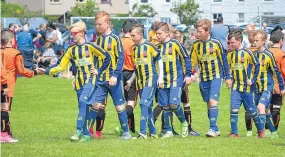  ??  ?? Dundee North West Community Fun Day saw an Age 12 game between Dundee West and DUSC.