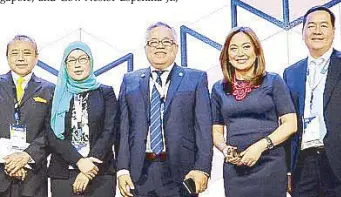  ??  ?? ASEAN BAC Indonesia chairman Thomas Suhartono, Norlela Suhailee, Sec. Ramon Lopez, Karen Davila, and Jay Yuvallos