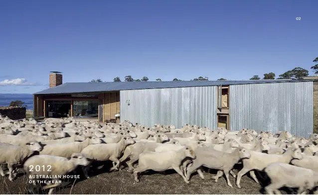  ?? Photograph: Trevor Mein. ?? 2012 AUSTRALIAN HOUSE OF THE YEAR 02 Shearer’s Quarters by John Wardle Architects.