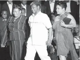  ??  ?? Cde Chinx and his two wives