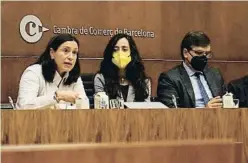  ?? LV ?? Borràs amb la presidenta Mònica Roca i Xavier Carbonell