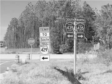  ?? STEPHEN HUDAK/STAFF ?? Officials want to discuss making this temporary interchang­e for County Road 435 from the Wekiva Parkway permanent.