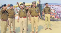  ?? HT PHOTO ?? DGP OP Singh inspecting preparatio­ns in Kumbh Mela area in Prayagraj on Saturday.