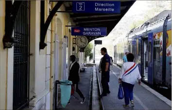  ?? (Photo d’illustrati­on Jean-François Ottonello) ?? L’incident est survenu alors que le train se trouvait en gare de Menton-Garavan.