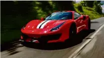  ??  ?? Ferrari 488 Pista O motor V8 mais potente já feito pela montadora (720 cv) faz sua estreia nacional no salão. O preço vai superar os R$ 3 milhões, e as vendas começam em 2019