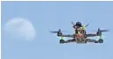  ?? CHERYL EVANS/THE REPUBLIC ?? The increasing popularity of drones is stirring fears ahead of fire season.