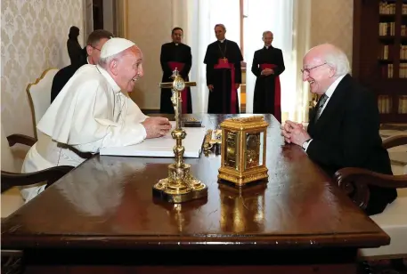  ?? Photo: Maxwellpho­tography.ie ?? Pope Francis and President Michael D Higgins meeting in the Vatican City, Rome, yesterday.