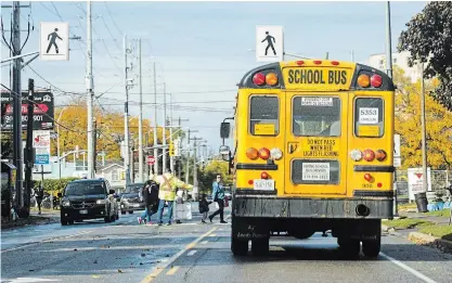  ?? JULIE JOCSAK ST. CATHARINES STANDARD FILE PHOTO ?? Following education ministry changes, Niagara school boards are increasing the bus transporta­tion eligibilit­y distance to 3.2 kilometres from the previous 2.5 km for secondary students.