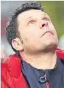  ??  ?? Rangers caretaker boss Graeme Murty can’t believe it as the Ibrox side crash to their first defeat at Dens Park since August 1992.