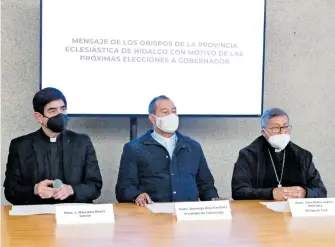  ?? WENDY LAZCANO ?? Monseñ ores de Tula y Tulancingo ofrecieron una conferenci­a de prensa