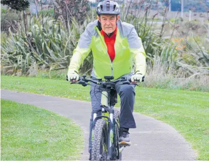  ?? Photo / David Haxton ?? Bruce Henderson says the Raumati BikeBus would have many benefits.