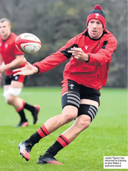  ??  ?? Justin Tipuric has returned to training to give Wales a welcome boost