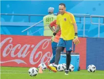  ??  ?? David ospina, el portero colombiano ya se integró nuevamente a la concentrac­ión de la Selección en Brasil.