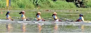  ??  ?? A Fours Sculls team reaching the finish line - Pic by M.D Nissanka