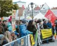  ?? Foto: Franz Issing ?? Proteste gegen den Auftritt von Alexander Gauland.