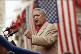  ?? ASSOCIATED PRESS FILE PHOTO ?? David Dinkins delivers his first speech as mayor of New York.