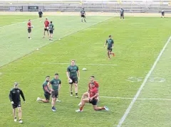  ?? REUTERS ?? South Sydney Rabbitohs players train at Redfern Oval in Sydney.