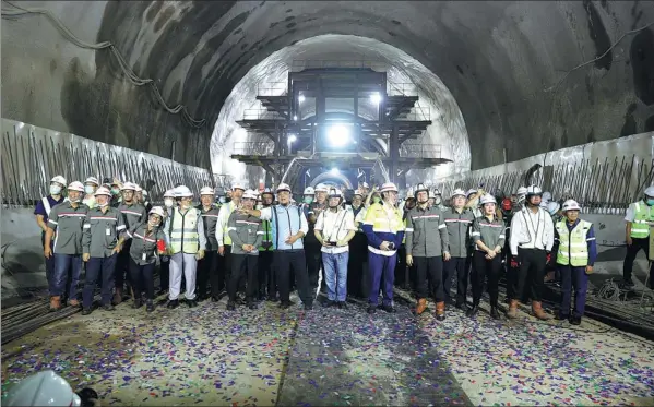  ?? LIN YONGCHUAN / CHINA NEWS SERVICE ?? Under the new health and safety measures implemente­d at the Jakarta-Bandung HSR project, the High-Speed Railway Contractor Consortium has completed several projects, including the 422-meter Tunnel No 5 in March.
