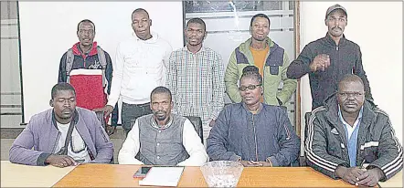  ?? (Pics: Sanele Jele) ?? Mbabane Women’s Tournament Chairman Samkeliso Simelane (2nd L front row) with some of the team representa­tives during the draw yesterday at Sigwaca House.