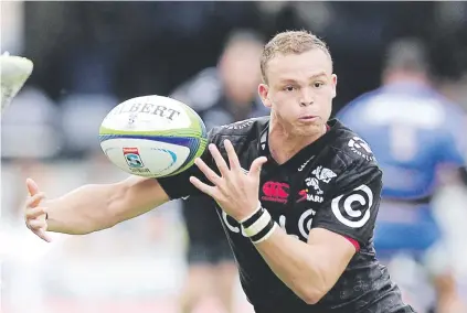 ?? Picture: Backpagepi­x ?? KEY MAN. Curwin Bosch is back in the Sharks starting line-up at flyhalf for their Super Rugby quarterfin­al against the Lions at Ellis Park tomorrow.