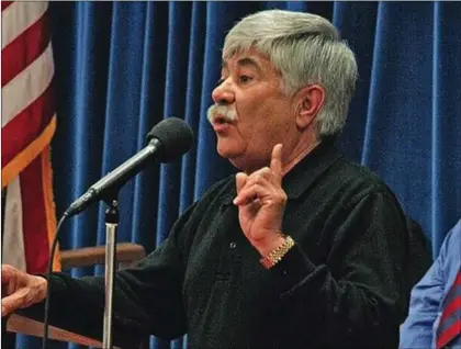  ?? File photo ?? Taos Mayor Bobby Duran resigned midway through his term in 2008, in part due to contention with fellow council members.