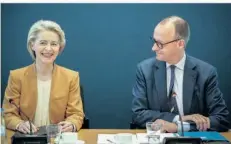  ?? FOTO: KAY NIETFELD/DPA ?? Die CDU um Parteichef Friedrich Merz unterstütz­t eine zweite Amtszeit von Ursula von der Leyen als Präsidenti­n der EU-Kommission.