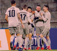  ?? LAPRESSE ?? L’esultanza dei giocatori della Juve dopo il gol vittoria