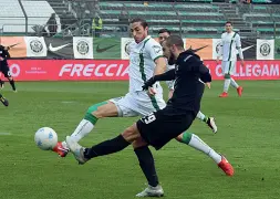  ??  ?? Bomber Inzaghi chiede a Gianluca Litteri i gol per coronare il sogno A