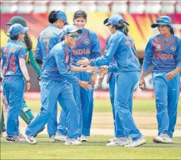  ?? GETTY IMAGES ?? ▪ India bowlers were able to restrict Pakistan to 133 despite several fielding bloopers. India effected two run outs but dropped four catches in their World Twenty20 Group B match in Providence, Guyana on Sunday.