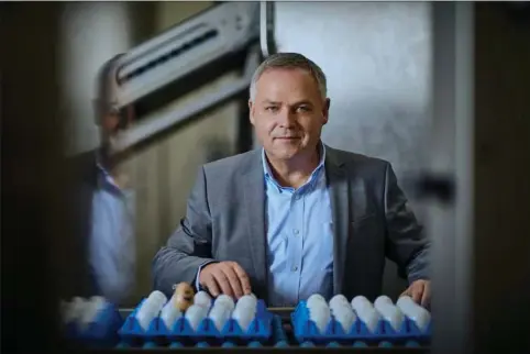  ??  ?? Adm. direktør Michael Midskov mener, at Sanovo Technology, der producerer maskiner til aeghåndter­ing, vil komme staerkt igen i 2021 efter et coronaramt 2020. Foto: PR