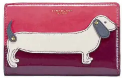  ??  ?? Pup art: TB Dachshund medium slim wallet in Liberty Red