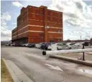  ?? STAFF FILE PHOTO ?? A gate controls access to a city-owned parking lot at 1200 King St., which city officials said needs to be upgraded to avoid contributi­ng to flooding in a nearby building.